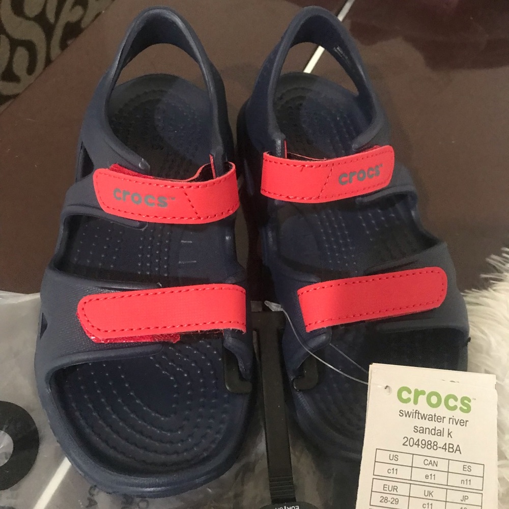 Crocs size 11 children